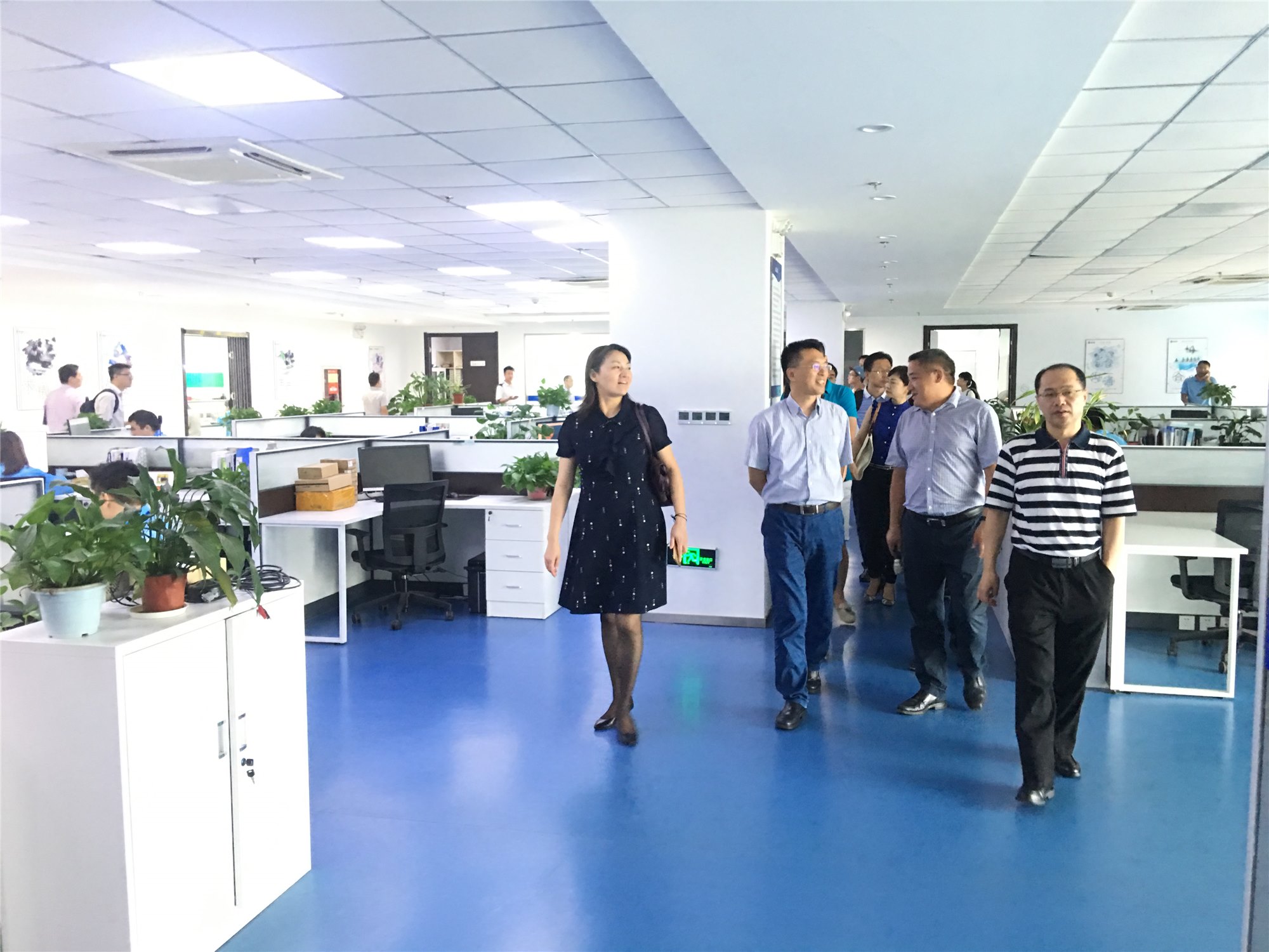 南京市独角兽、瞪羚企业俱乐部走进栖霞 走进星宇芯联 南京市独角兽、瞪羚企业俱乐部走进栖霞 走进星宇芯联